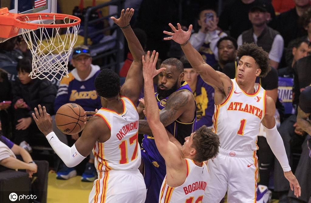 浓眉哥焦点对战，字母哥与30激战老鹰分钟，爆冷胜负难料！-九游官网内容